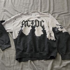 2017 ACDC crew neck sweatshirt Size Unisex Small Tye Dye Black And Cream Music